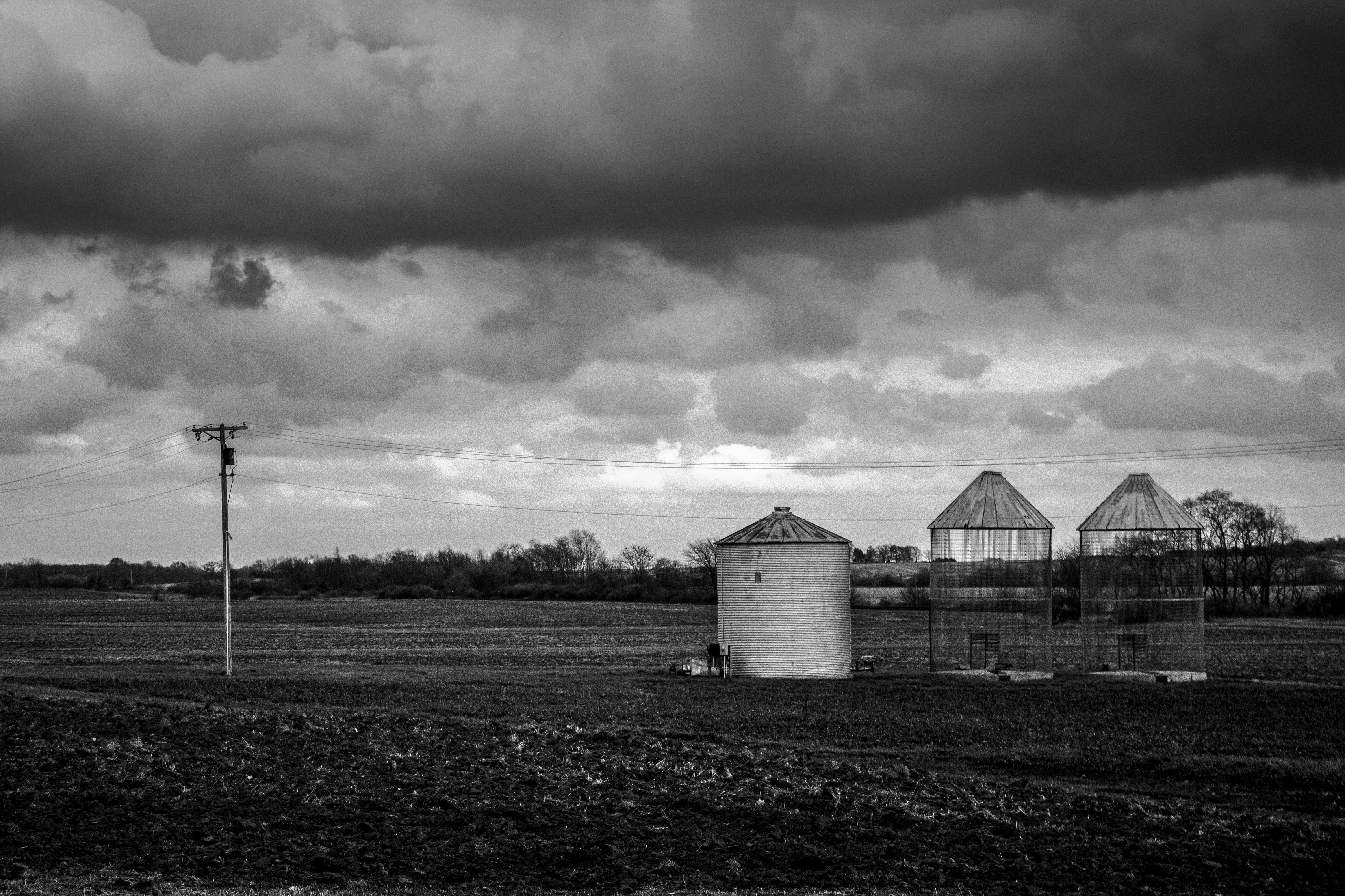 GRAIN BIN