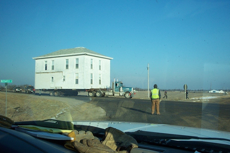 HOUSE MOVE